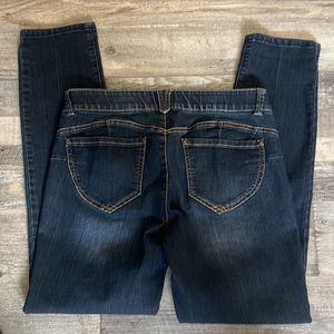 Democracy Ab Solution Booty lift technology.